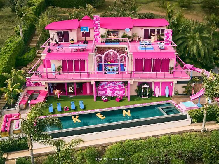 An official ‘Barbie’ dreamhouse has been unveiled – and it’s on Airbnb An official ‘Barbie’ dreamhouse has been unveiled – and it’s on Airbnb