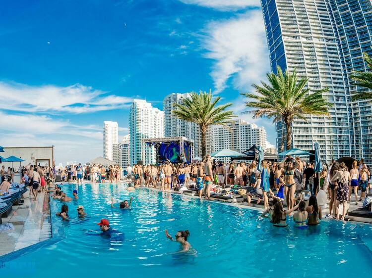 Best rooftop pools in Miami you can actually get into